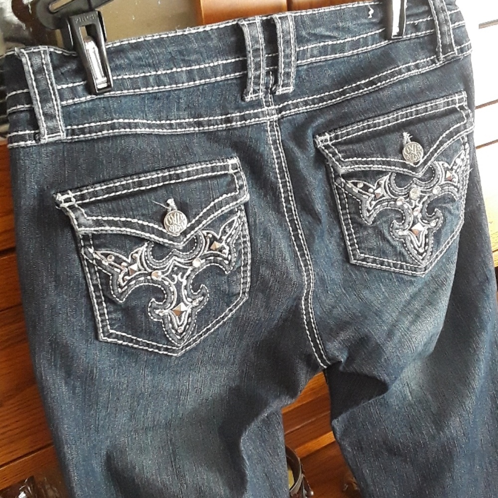 SALE!!🦋 Cello boot cut Jeans  29x33